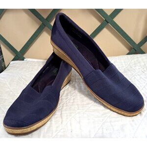Grassshoppers Ortholite Women's 11M Navy Blue Flats FLAW